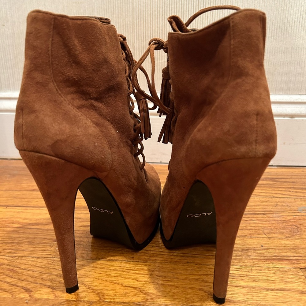ALDO PLATFORM BOOTS